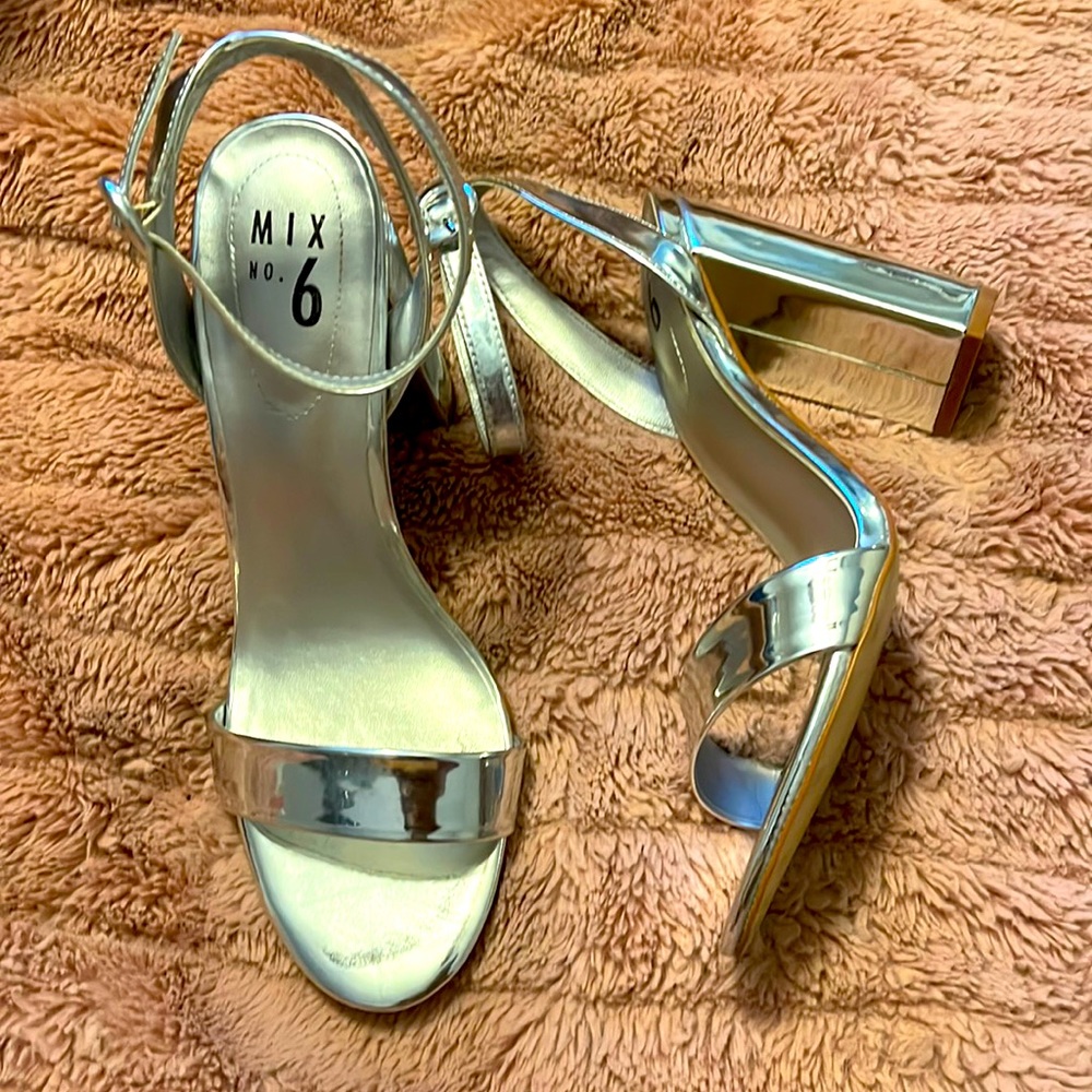 Mix No. 6 - Camian Heels